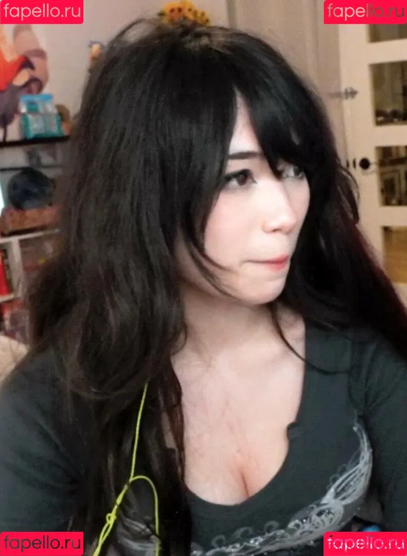 Emiru / emiru.jpg Onlyfans Photo Gallery 