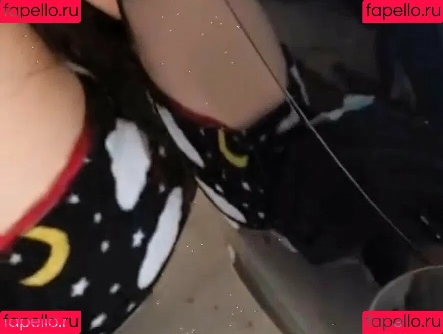 Emiru / emiru.jpg Onlyfans Photo Gallery 