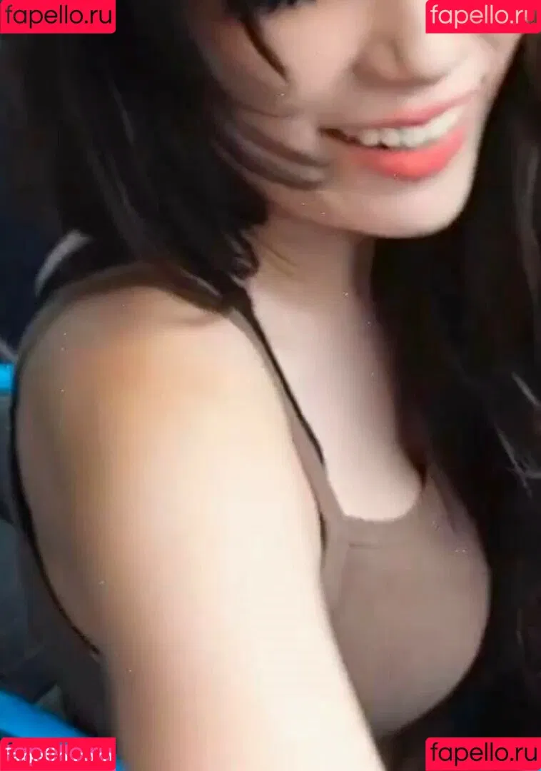 Emiru / emiru.jpg Onlyfans Photo Gallery 
