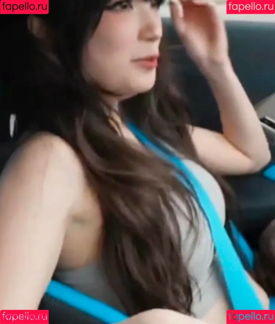 Emiru / emiru.jpg Onlyfans Photo Gallery 