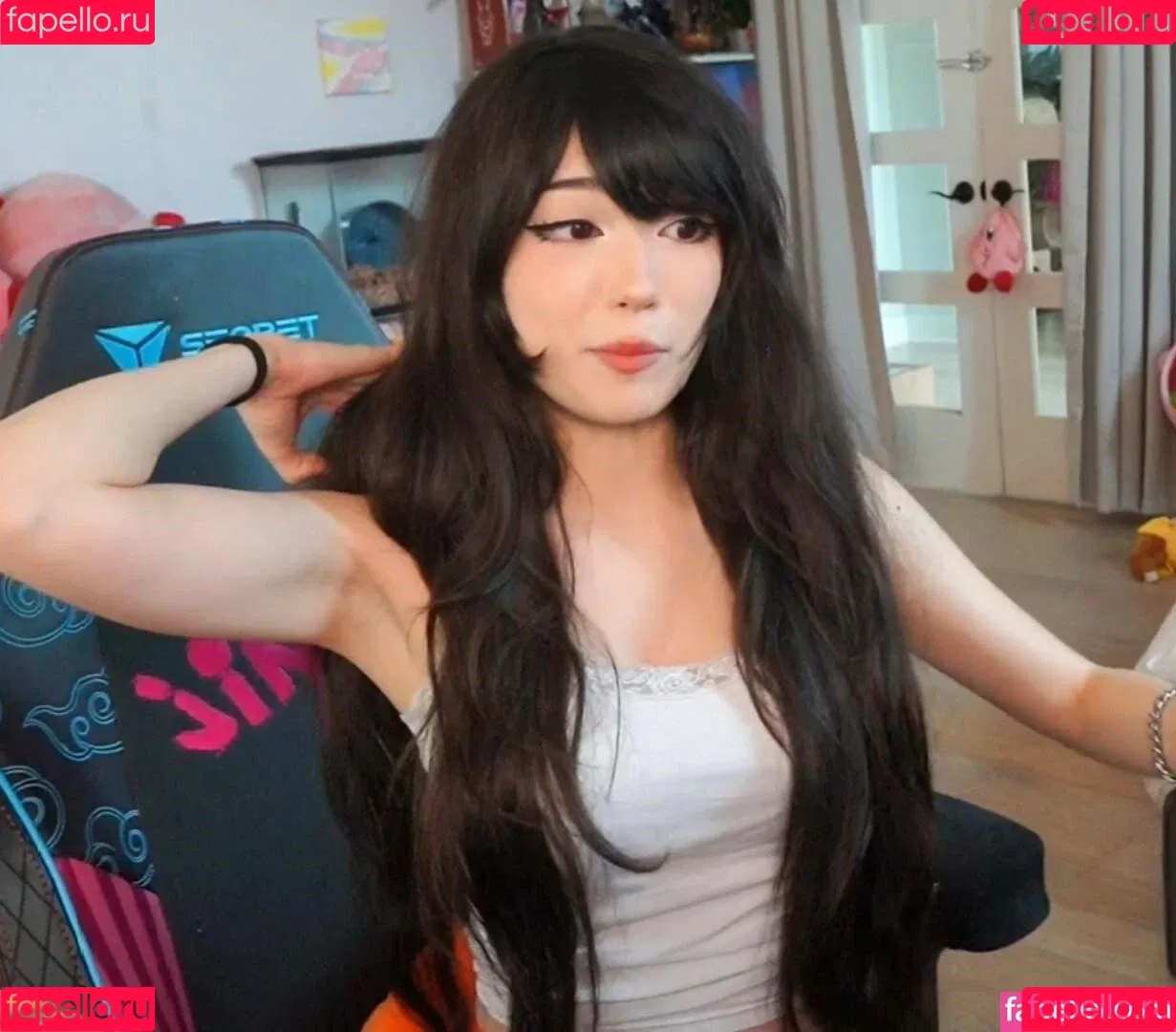Emiru / emiru.jpg Onlyfans Photo Gallery 