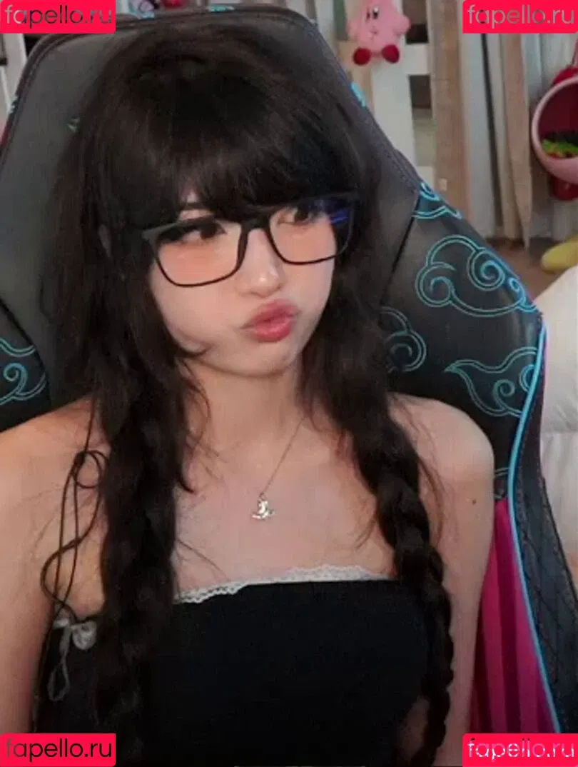 Emiru / emiru.jpg Onlyfans Photo Gallery 