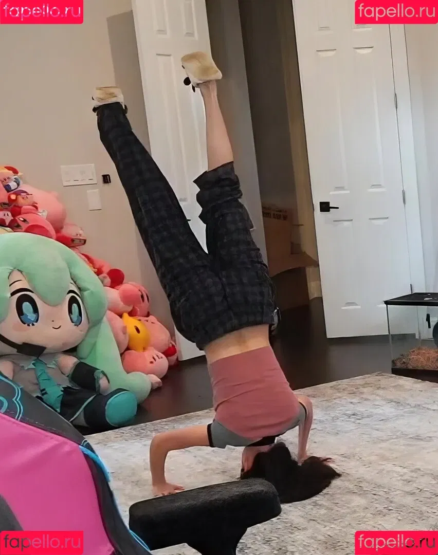 Emiru / emiru.jpg Onlyfans Photo Gallery 