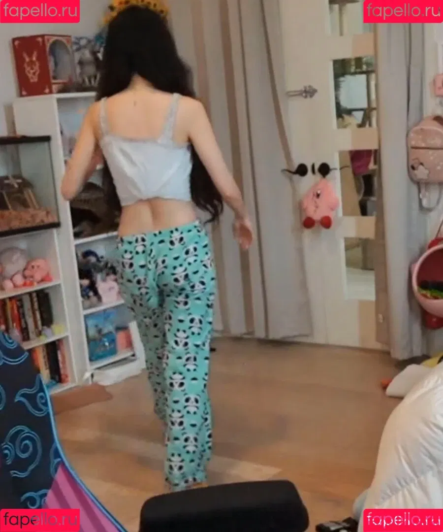 Emiru / emiru.jpg Onlyfans Photo Gallery 