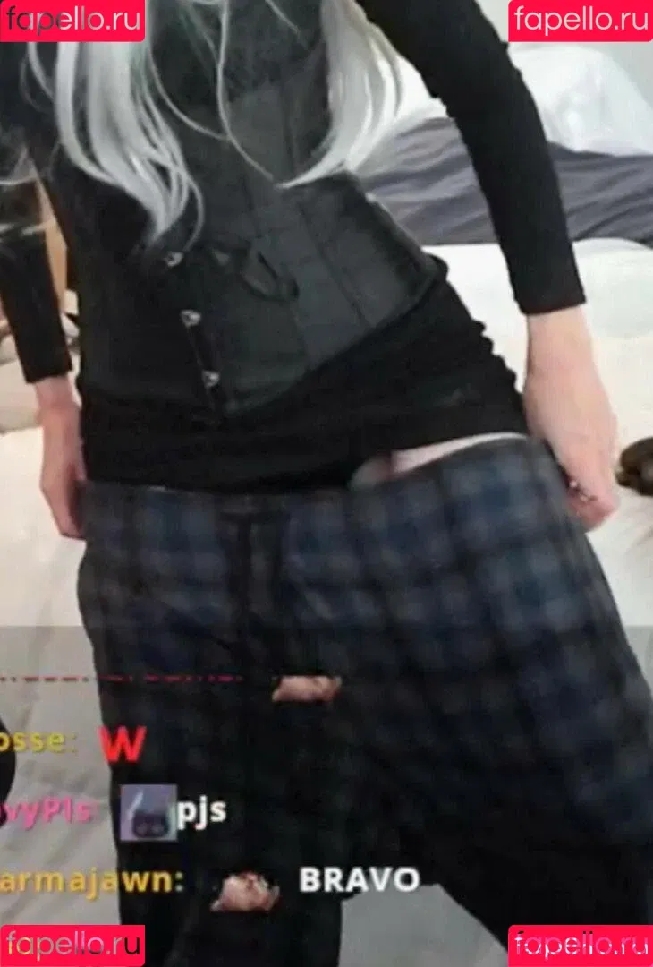 Emiru / emiru.jpg Onlyfans Photo Gallery 