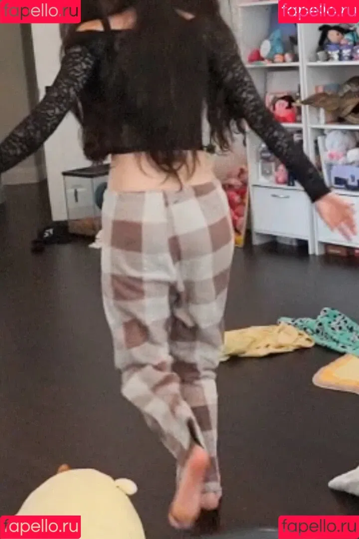 Emiru / emiru.jpg Onlyfans Photo Gallery 