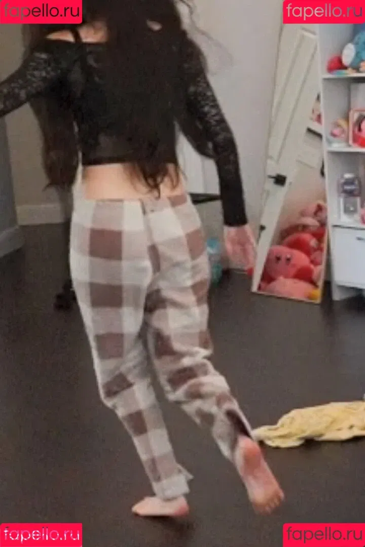 Emiru / emiru.jpg Onlyfans Photo Gallery 