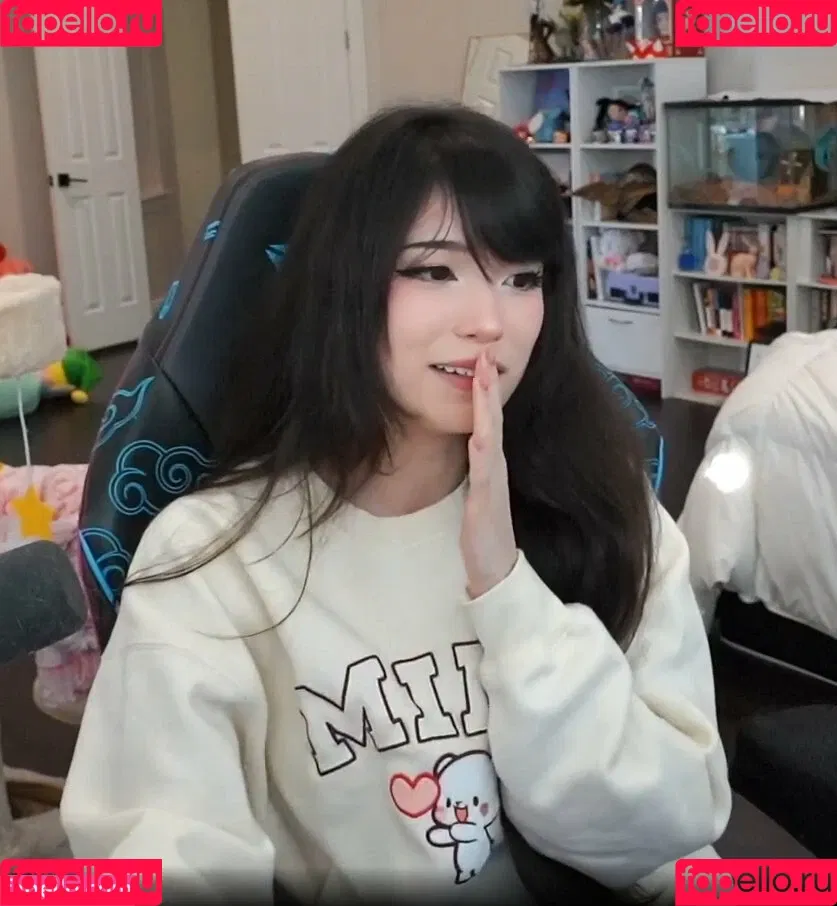 Emiru / emiru.jpg Onlyfans Photo Gallery 