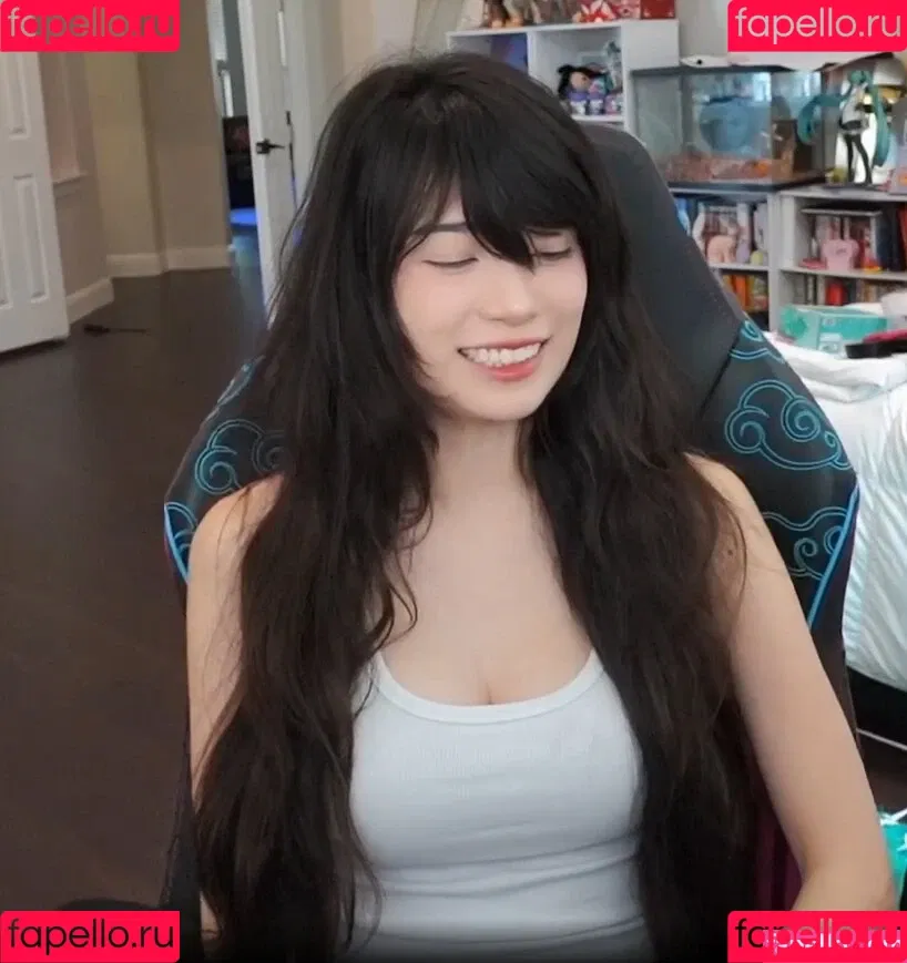 Emiru / emiru.jpg Onlyfans Photo Gallery 