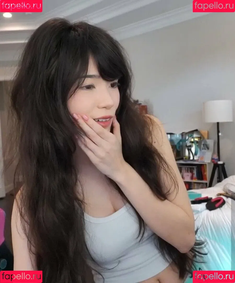 Emiru / emiru.jpg Onlyfans Photo Gallery 