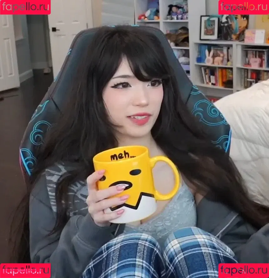 Emiru / emiru.jpg Onlyfans Photo Gallery 