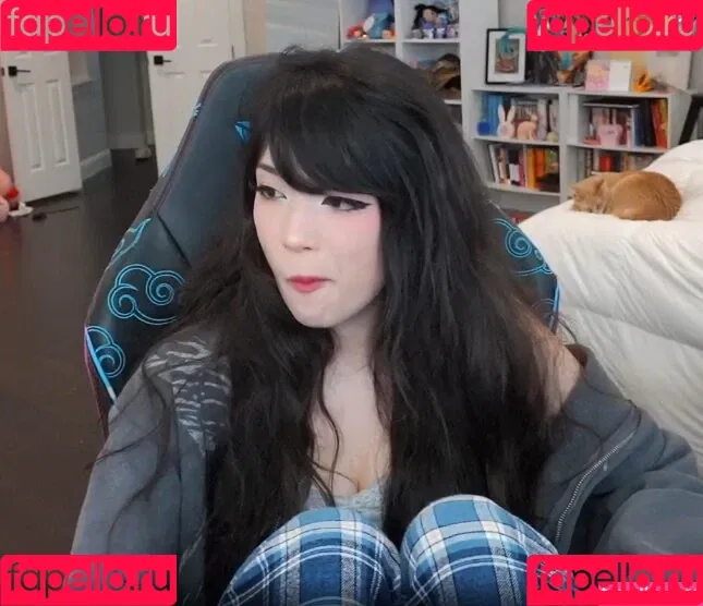 Emiru / emiru.jpg Onlyfans Photo Gallery 