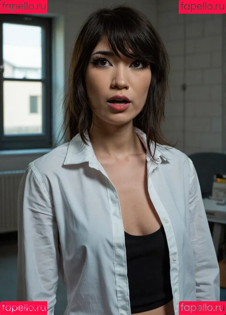 Emiru / emiru.jpg Onlyfans Photo Gallery 