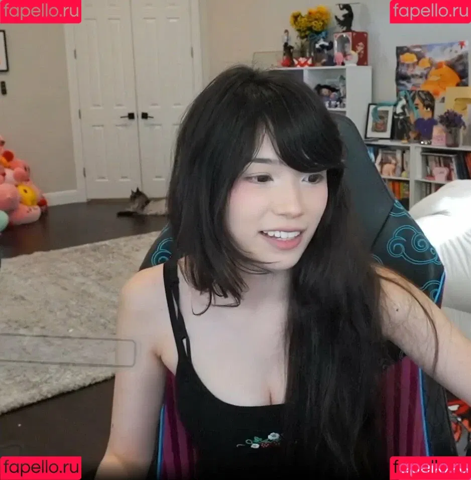 Emiru / emiru.jpg Onlyfans Photo Gallery 