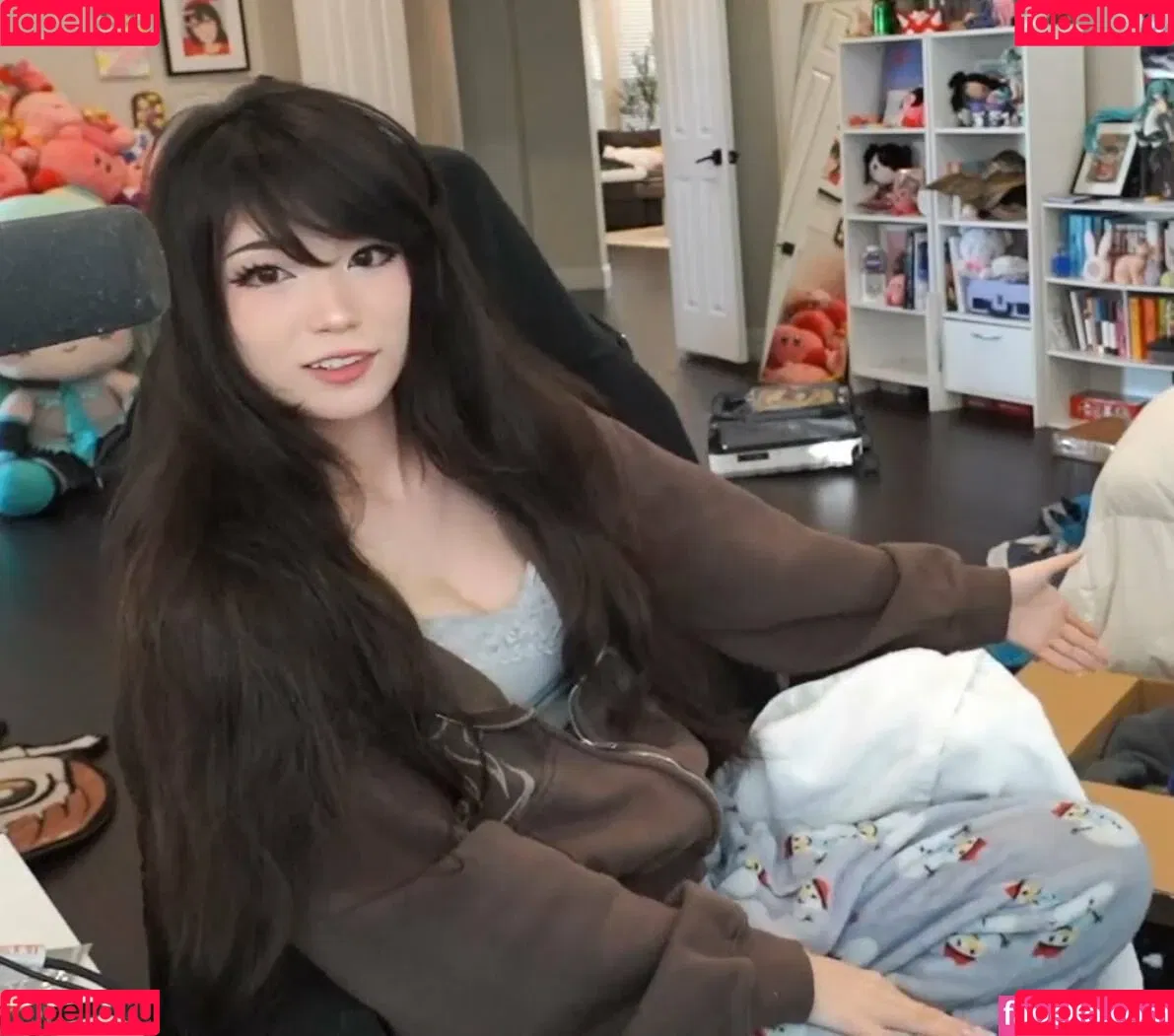 Emiru / emiru.jpg Onlyfans Photo Gallery 
