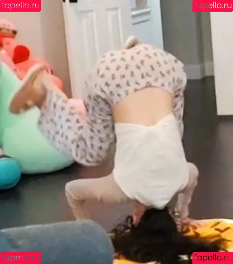 Emiru / emiru.jpg Onlyfans Photo Gallery 