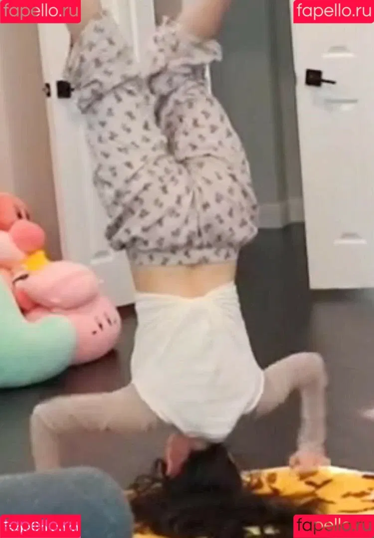 Emiru / emiru.jpg Onlyfans Photo Gallery 