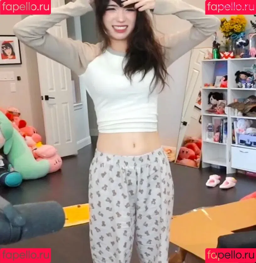Emiru / emiru.jpg Onlyfans Photo Gallery 