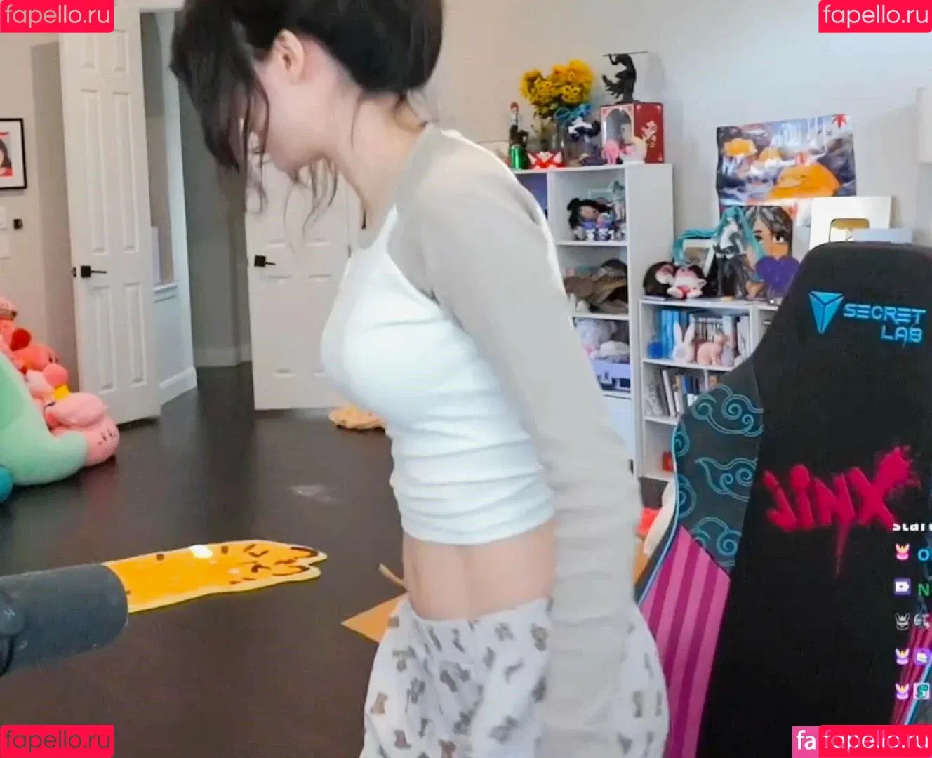 Emiru / emiru.jpg Onlyfans Photo Gallery 