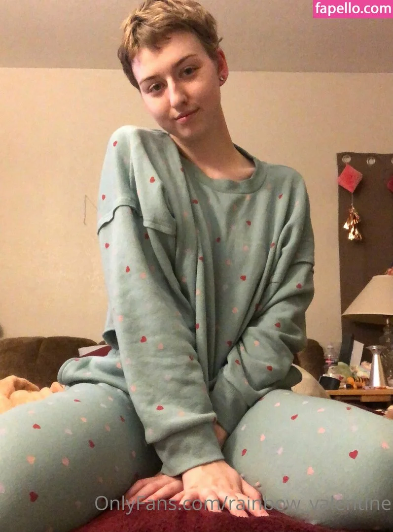 rainbow_valentine / rainbowvalentinelemur Onlyfans Photo Gallery 