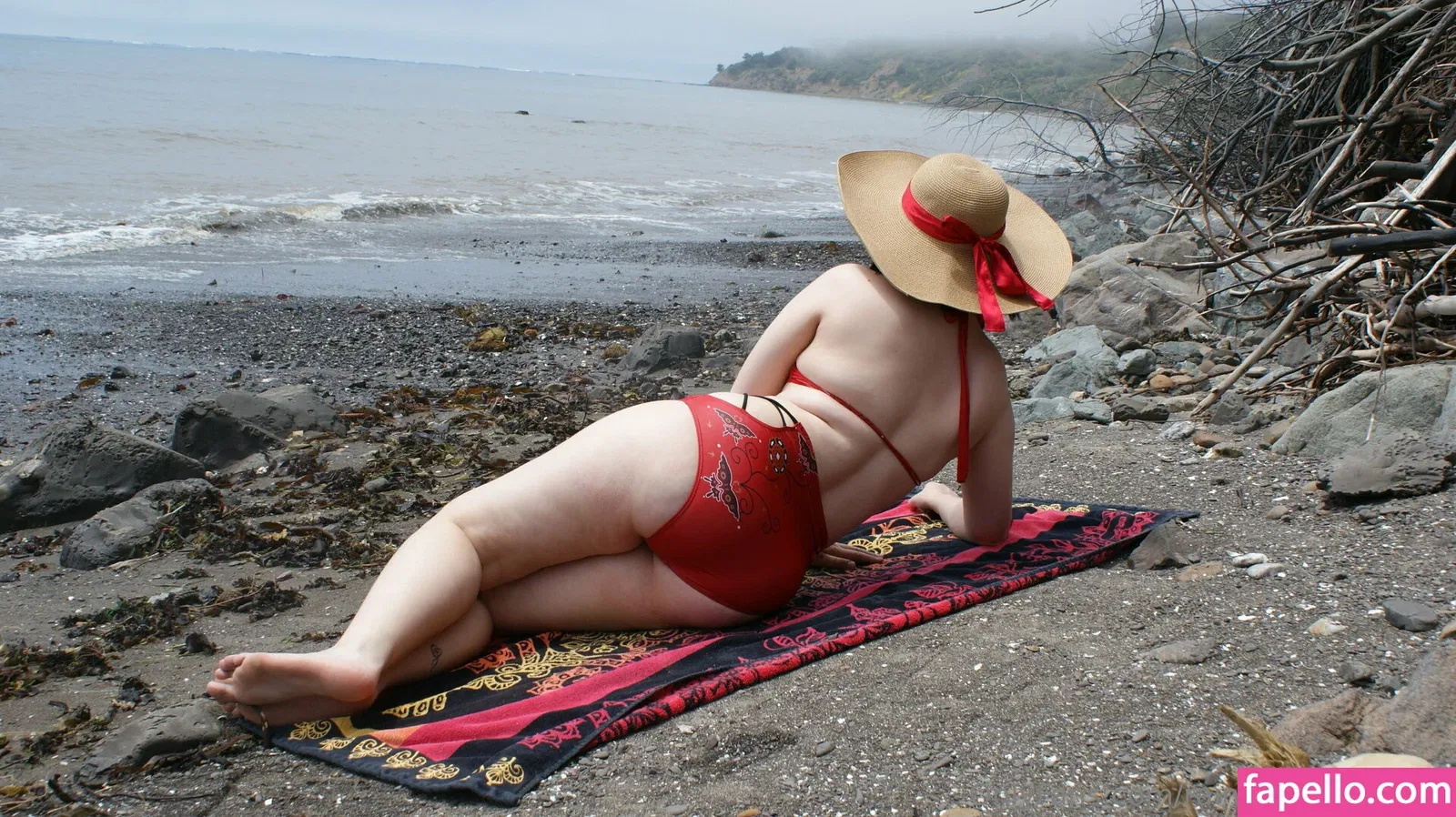 rainbow_valentine / rainbowvalentinelemur Onlyfans Photo Gallery 