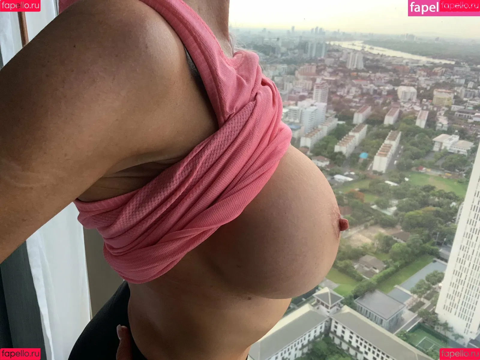 Emma Starr / emma_starr / https: / milf_emma Onlyfans Photo Gallery 