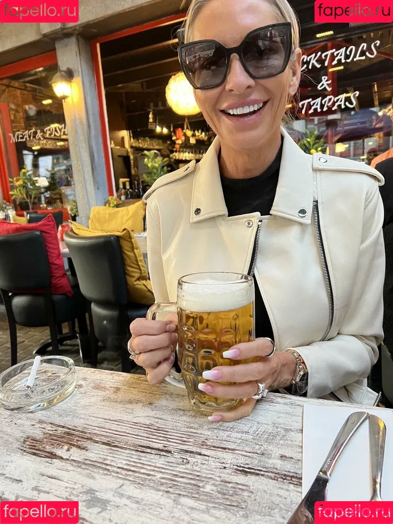 Emma Starr / emma_starr / https: / milf_emma Onlyfans Photo Gallery 