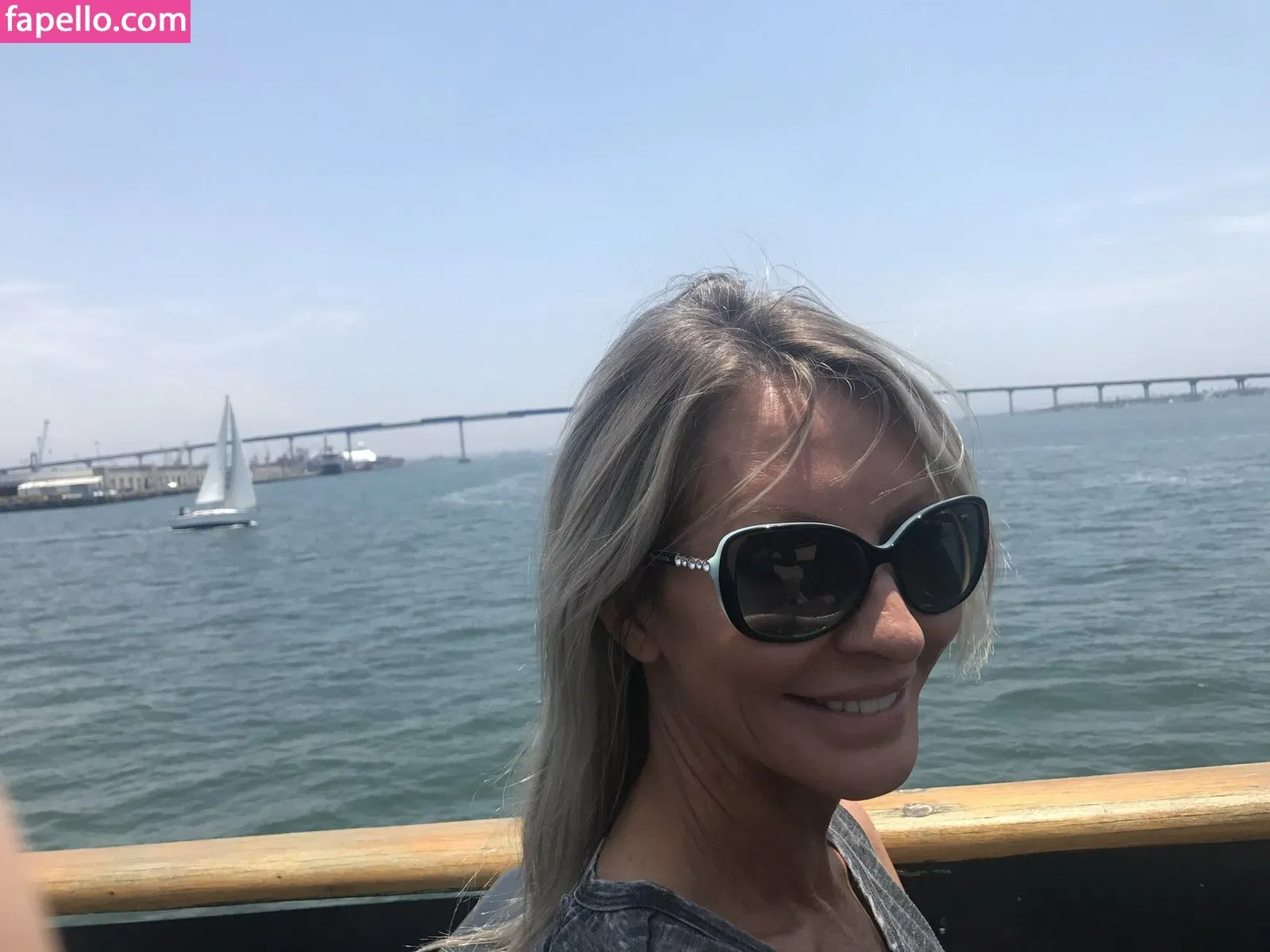 Emma Starr / emma_starr / https: / milf_emma Onlyfans Photo Gallery 