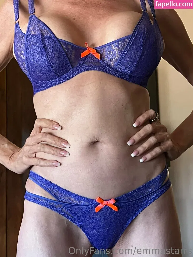 Emma Starr / emma_starr / https: / milf_emma Onlyfans Photo Gallery 