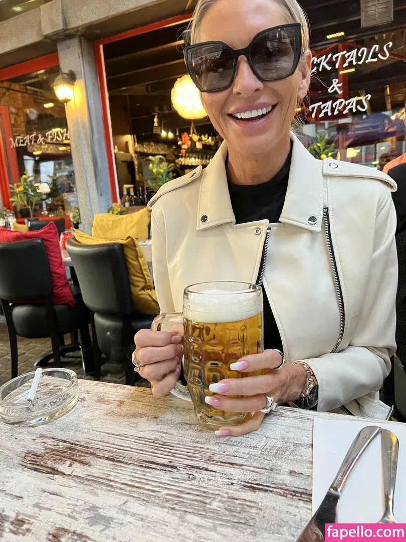 Emma Starr / emma_starr / https: / milf_emma Onlyfans Photo Gallery 