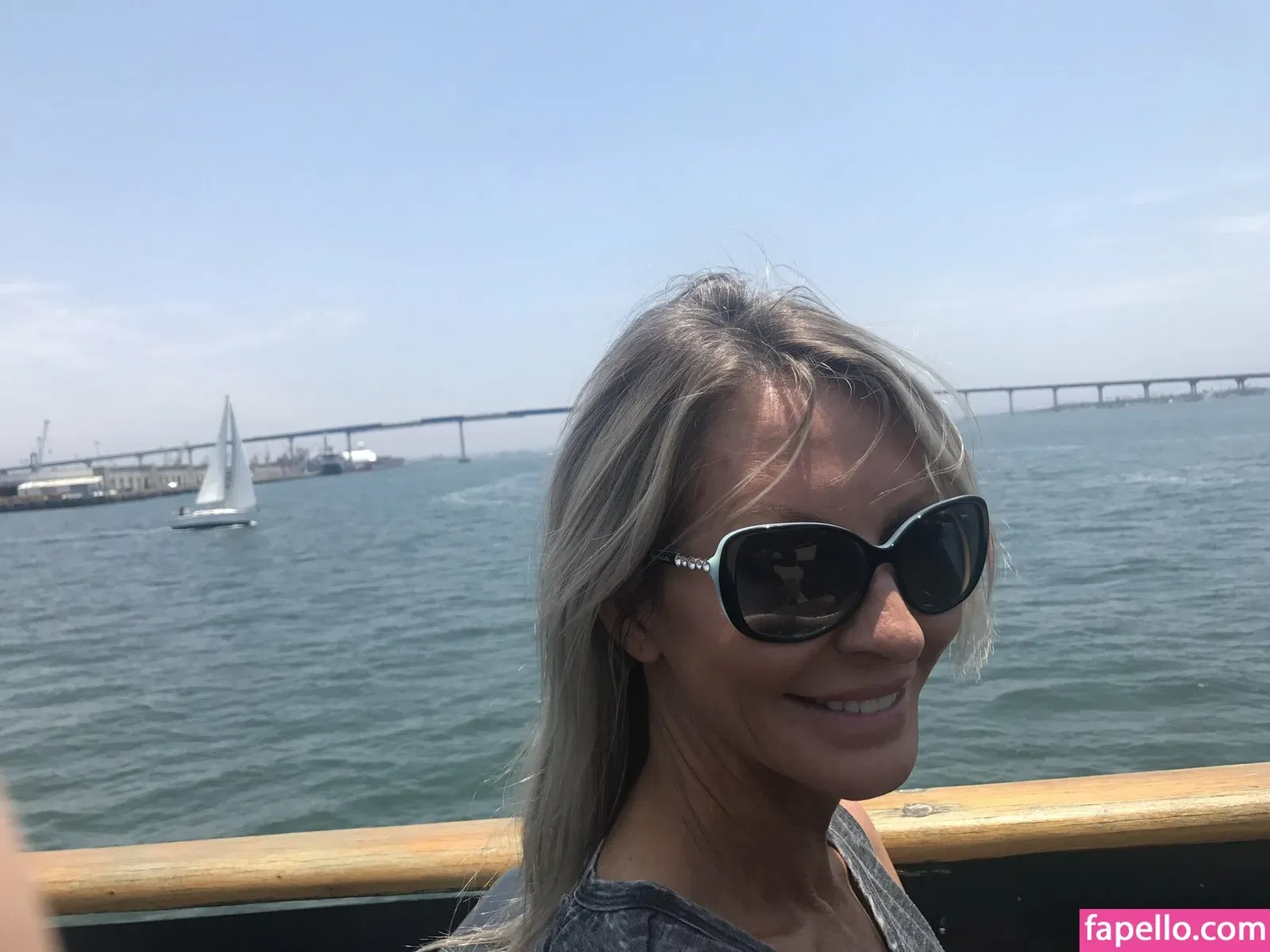 Emma Starr / emma_starr / https: / milf_emma Onlyfans Photo Gallery 