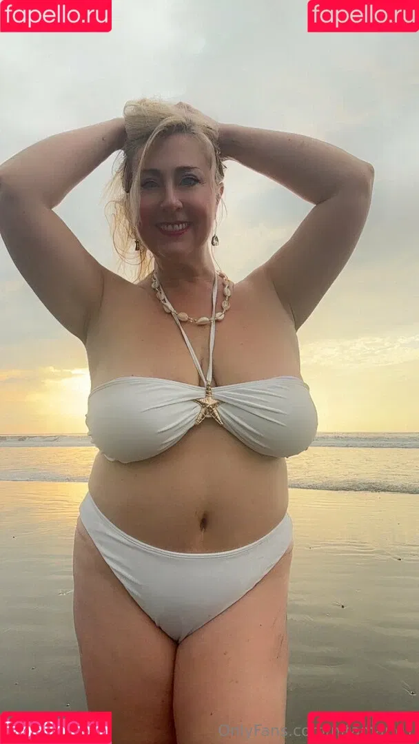 nita_mariee / nitamarie1 Onlyfans Photo Gallery 