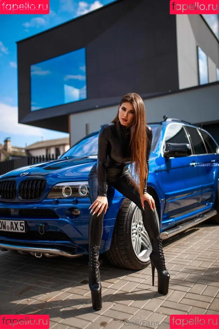 Svetlana Fedorkevich / sveta_f / svveeta_f Onlyfans Photo Gallery 