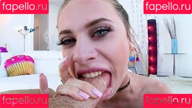 Anya Olsen / anyaolsen / anyaolsenXXX / anyaolsen_official Onlyfans Photo Gallery 