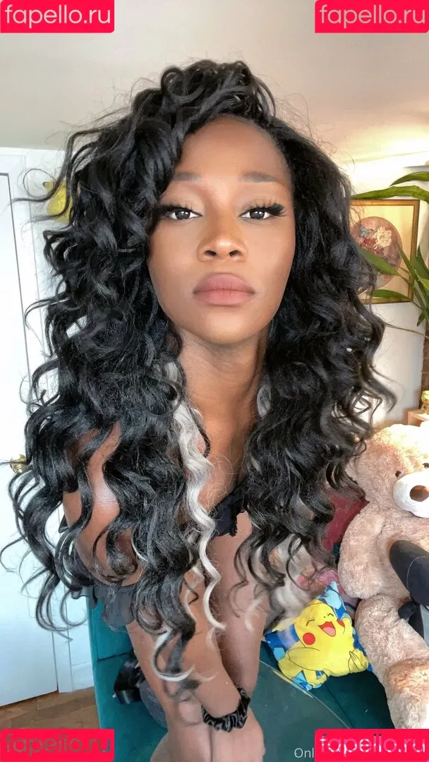 Vanniall / vannialll Onlyfans Photo Gallery 
