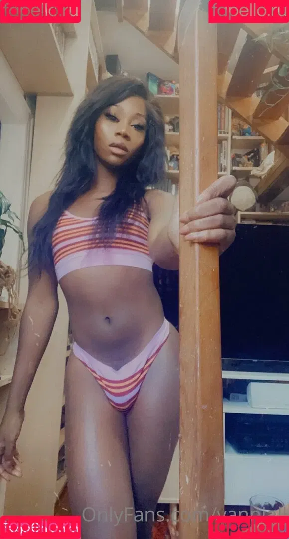 Vanniall / vannialll Onlyfans Photo Gallery 