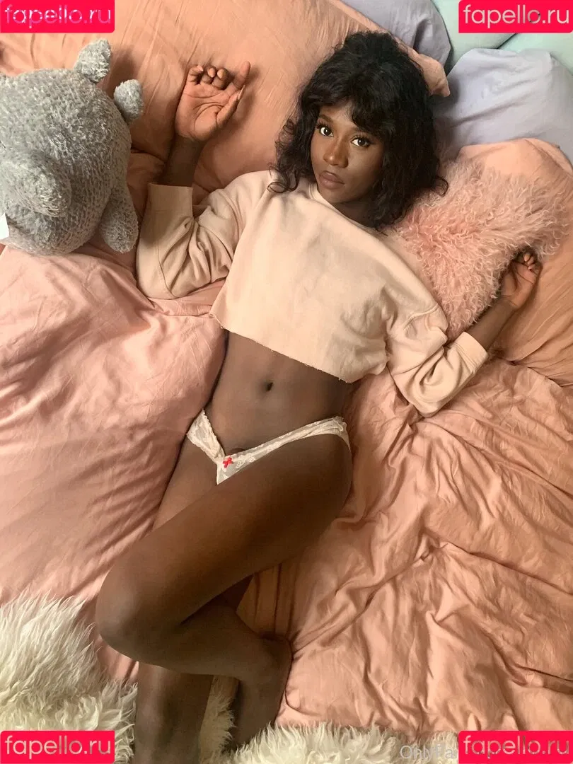 Vanniall / vannialll Onlyfans Photo Gallery 