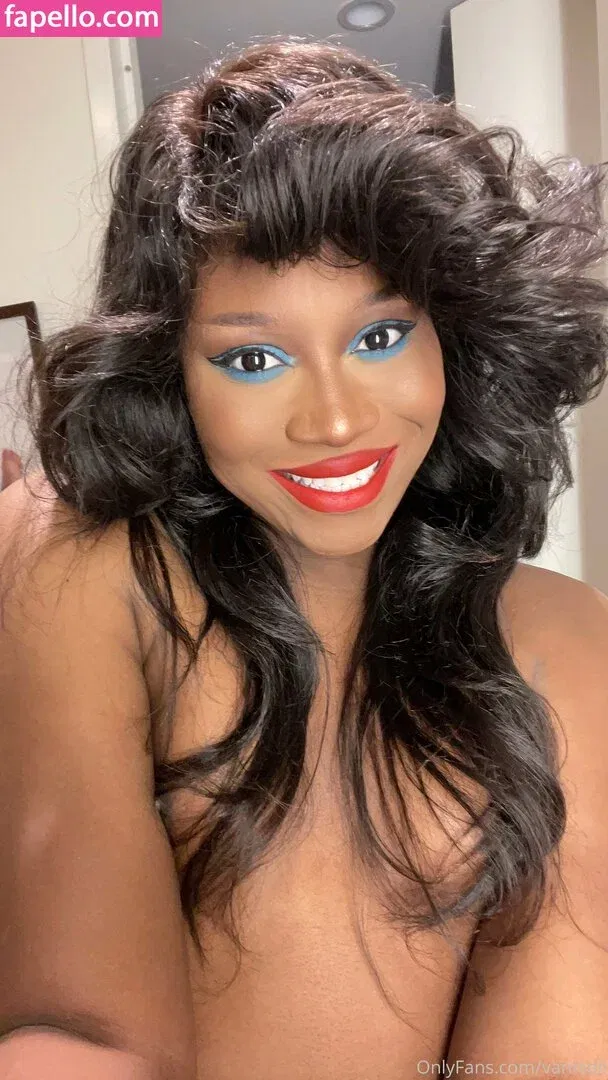 Vanniall / vannialll Onlyfans Photo Gallery 