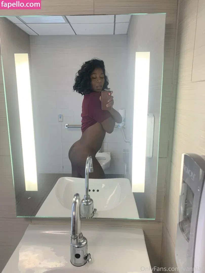 Vanniall / vannialll Onlyfans Photo Gallery 