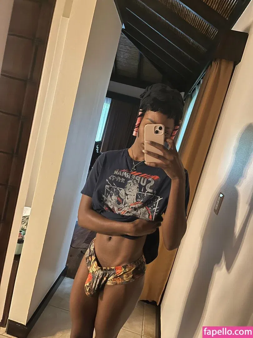 Vanniall / vannialll Onlyfans Photo Gallery 