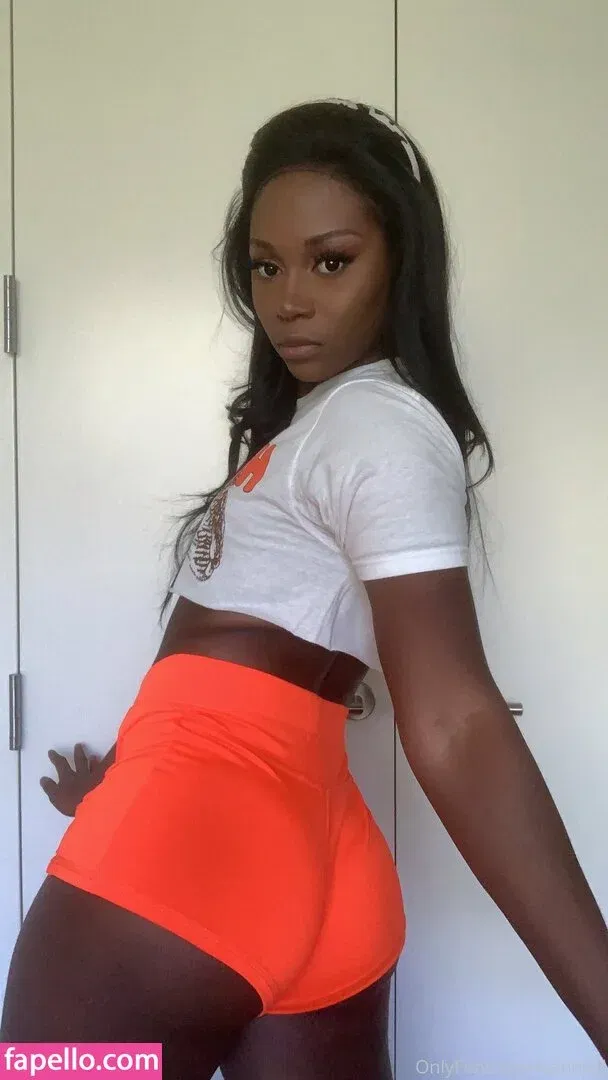 Vanniall / vannialll Onlyfans Photo Gallery 