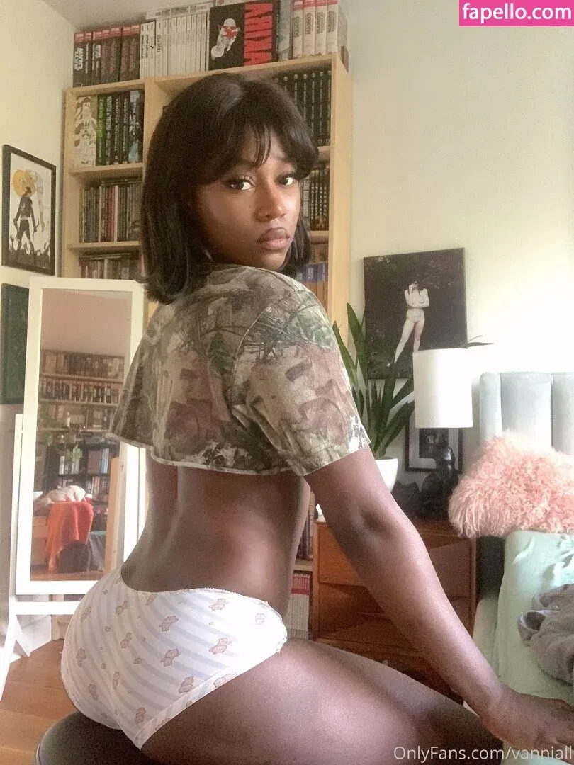 Vanniall / vannialll Onlyfans Photo Gallery 