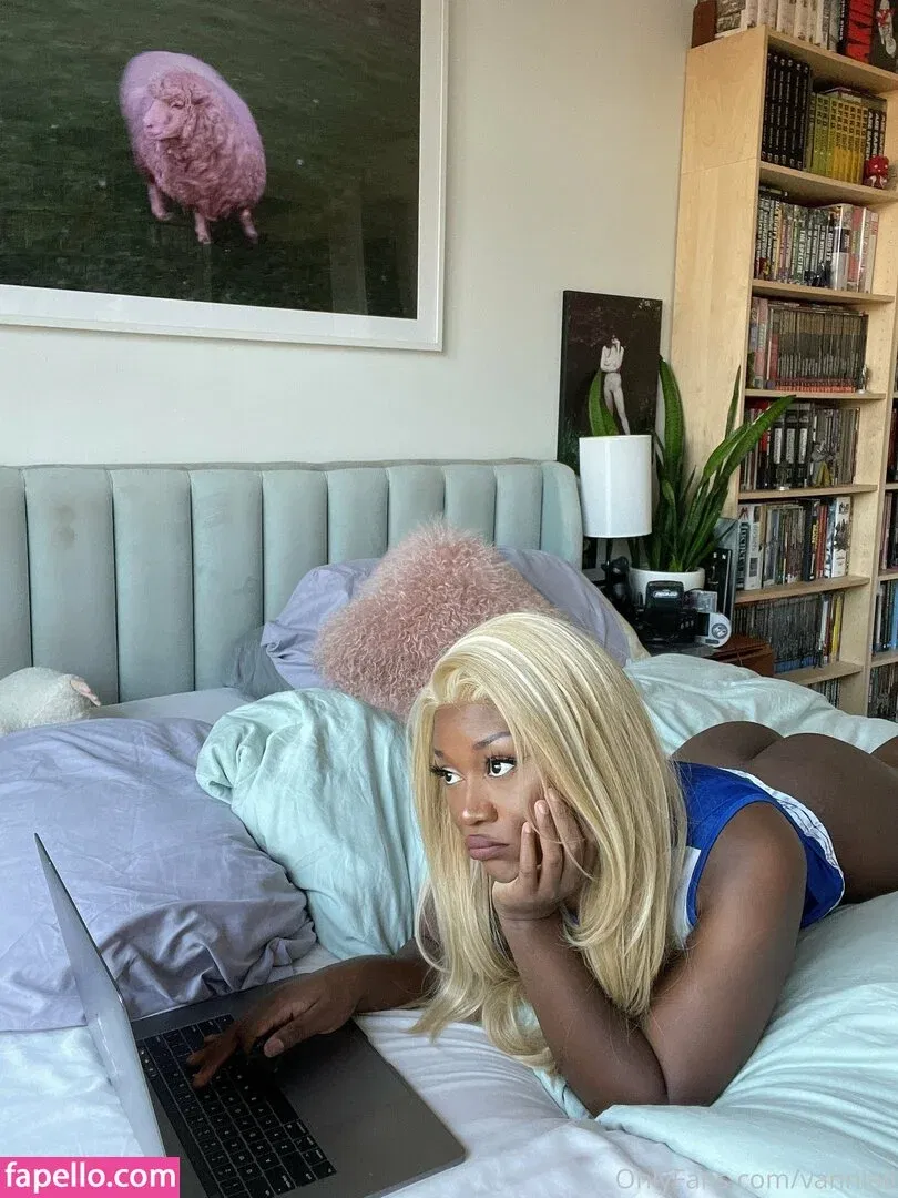 Vanniall / vannialll Onlyfans Photo Gallery 