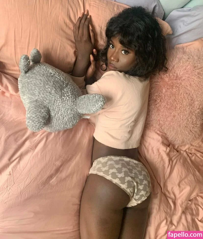 Vanniall / vannialll Onlyfans Photo Gallery 