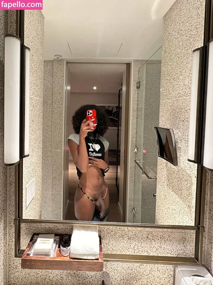 Vanniall / vannialll Onlyfans Photo Gallery 