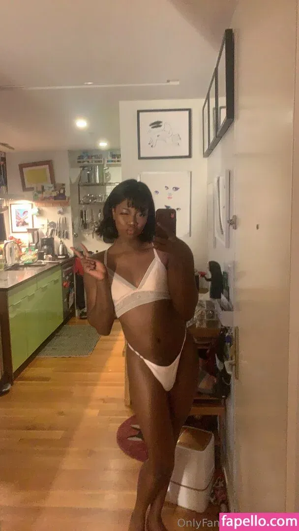 Vanniall / vannialll Onlyfans Photo Gallery 