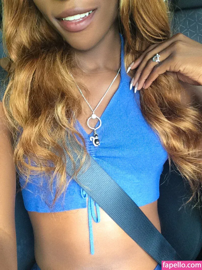 Vanniall / vannialll Onlyfans Photo Gallery 