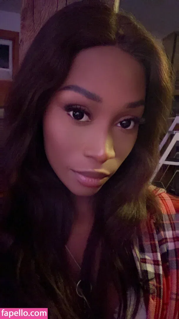 Vanniall / vannialll Onlyfans Photo Gallery 