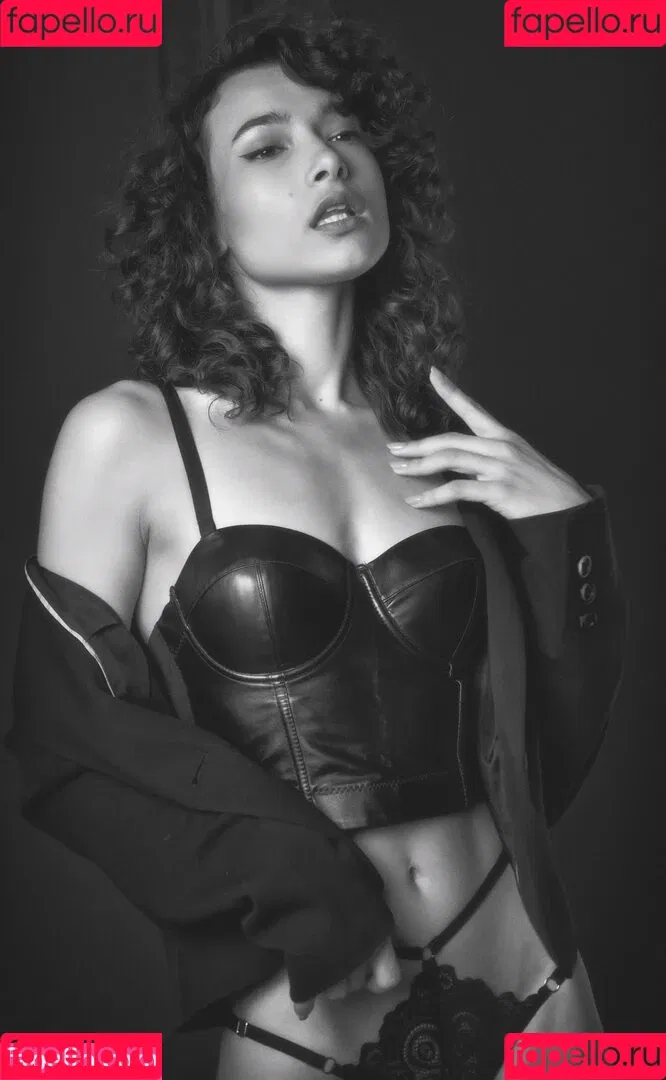 Lily Hayjes / Nikol Beylik / Wandaweb / nikolxxnikol / pronixyy Onlyfans Photo Gallery 