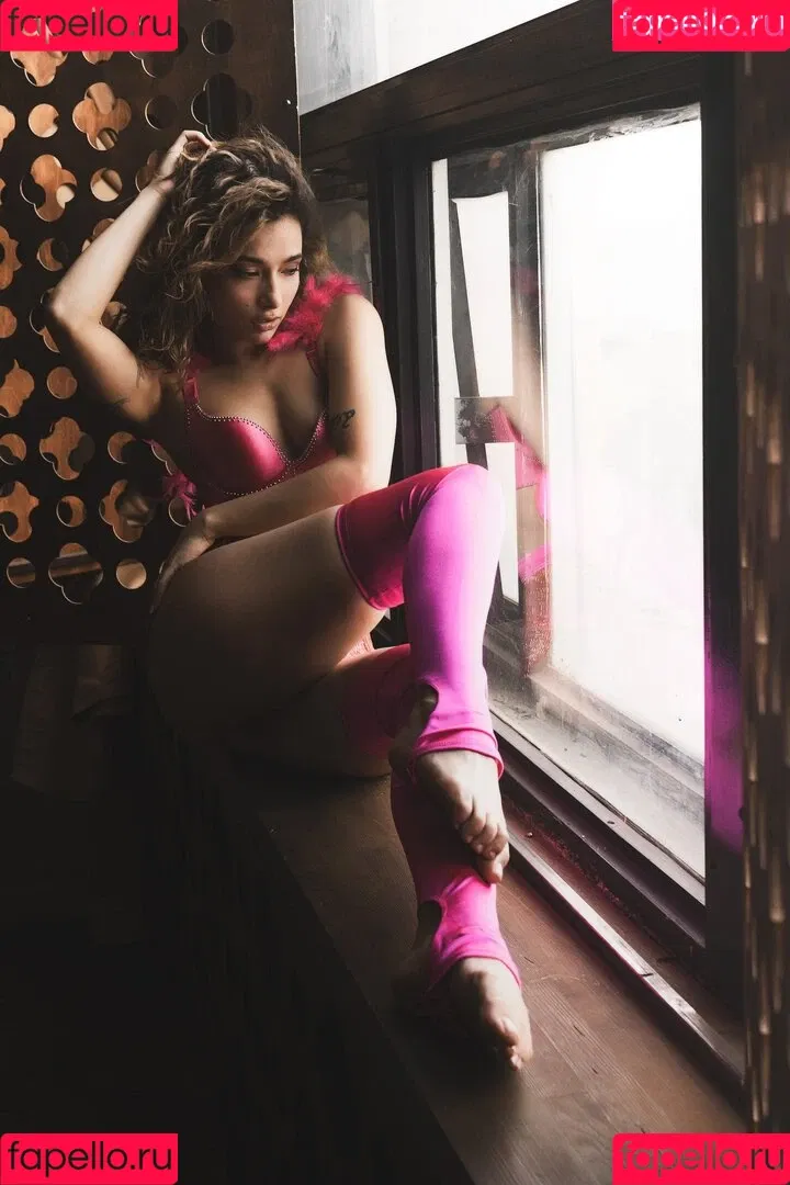 Lily Hayjes / Nikol Beylik / Wandaweb / nikolxxnikol / pronixyy Onlyfans Photo Gallery 